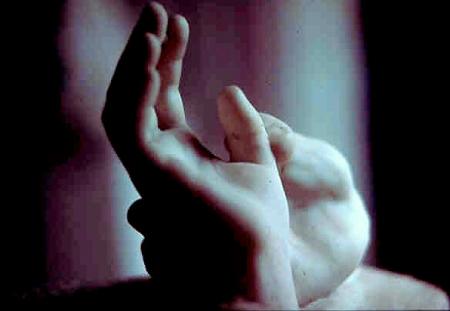 ENTRE DANS TA CHAMBRE  POUR  PRIEZ  /Bonjour